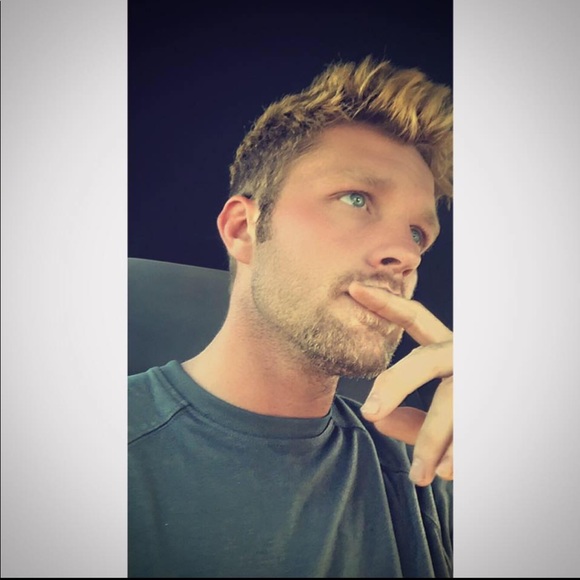 Meet your Posher, Mike - Picture 1 of 1